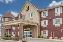 Super 8 Windsor
