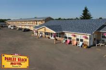 Exterior Parlee Beach Motel